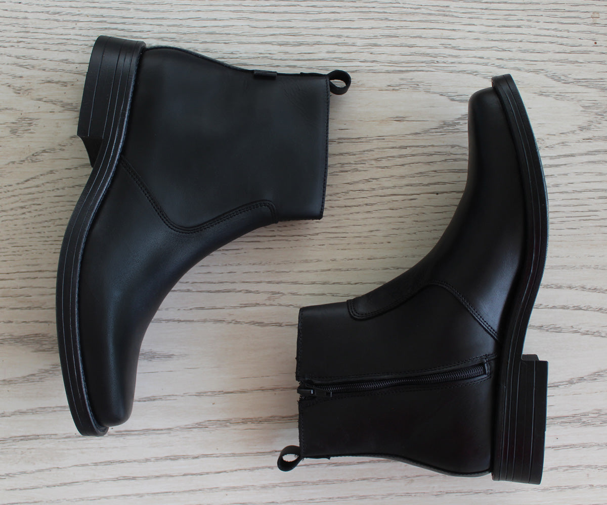 Bota Levis Harry De Piel Para Caballero LV-223571N Negro