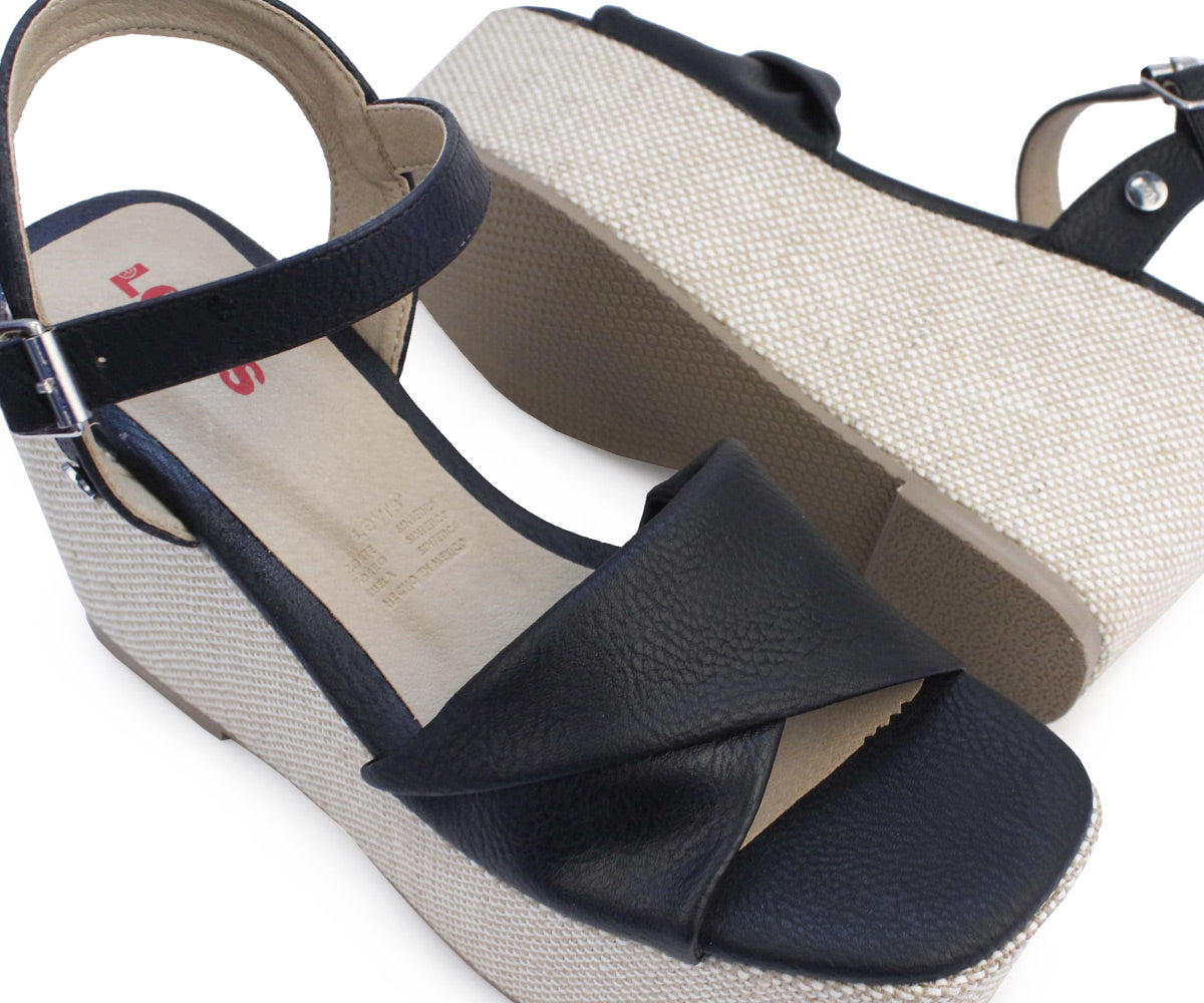 Sandalia Plataforma Levis para Dama LV-125221N Negro
