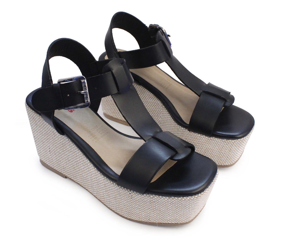Sandalia Plataforma Levis para Dama LV-125223N Negro